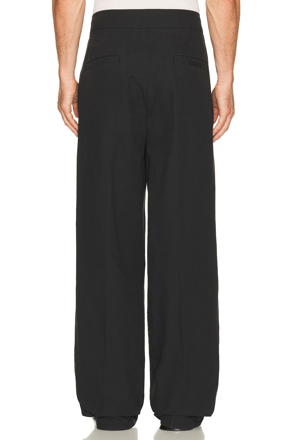Fear of God Essentials Pleat Front Pant Vintage Black