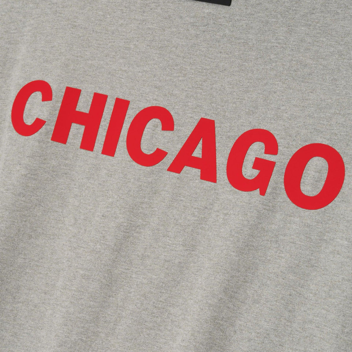 Fear of God Essentials Cubs 90s Tee Concrete Heather