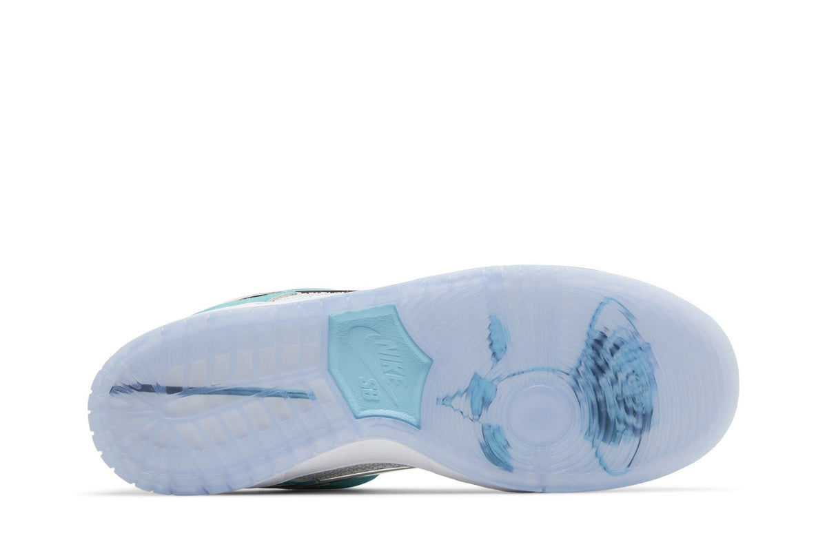 April Skateboards x Nike Dunk Low SB Turbo Green - Im Your Wardrobe