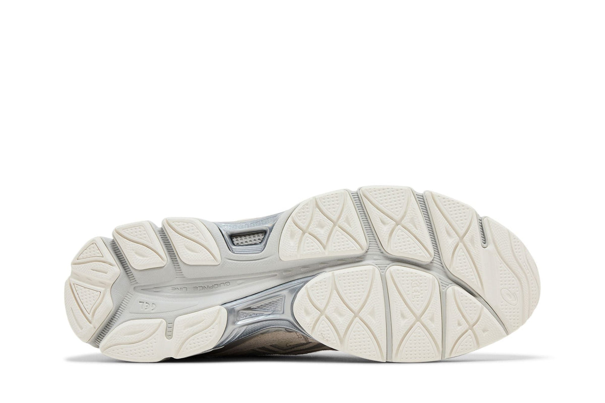 ASICS Gel NYC Grey Cream - Im Your Wardrobe