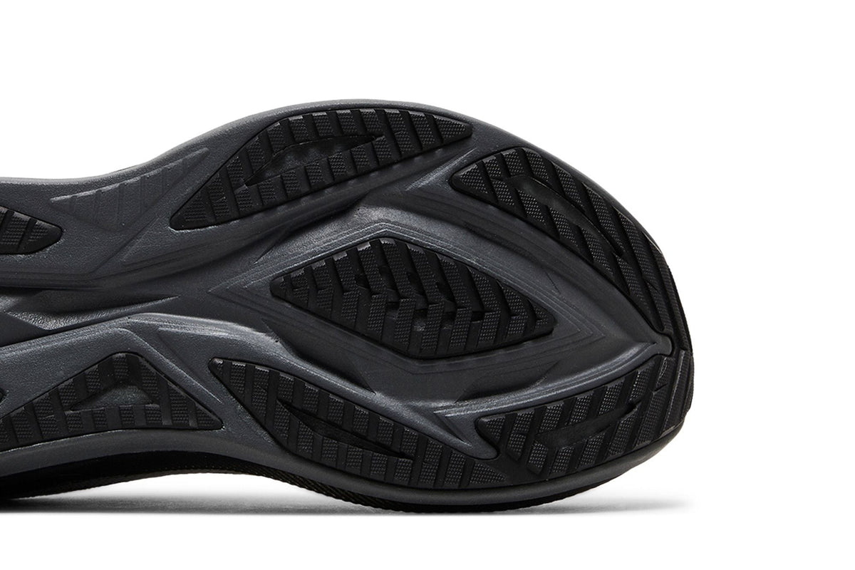 ASICS Superblast 2 Black White - Im Your Wardrobe