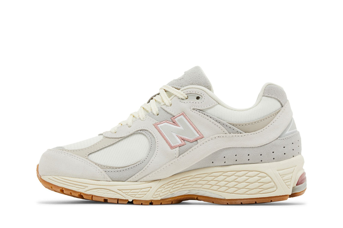 Bandier x New Balance 2002R Sea Salt Reflection - Im Your Wardrobe