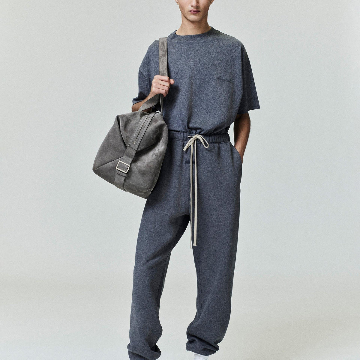 Fear of God Essentials Classic Sweatpant Charcoal Heather - Im Your Wardrobe