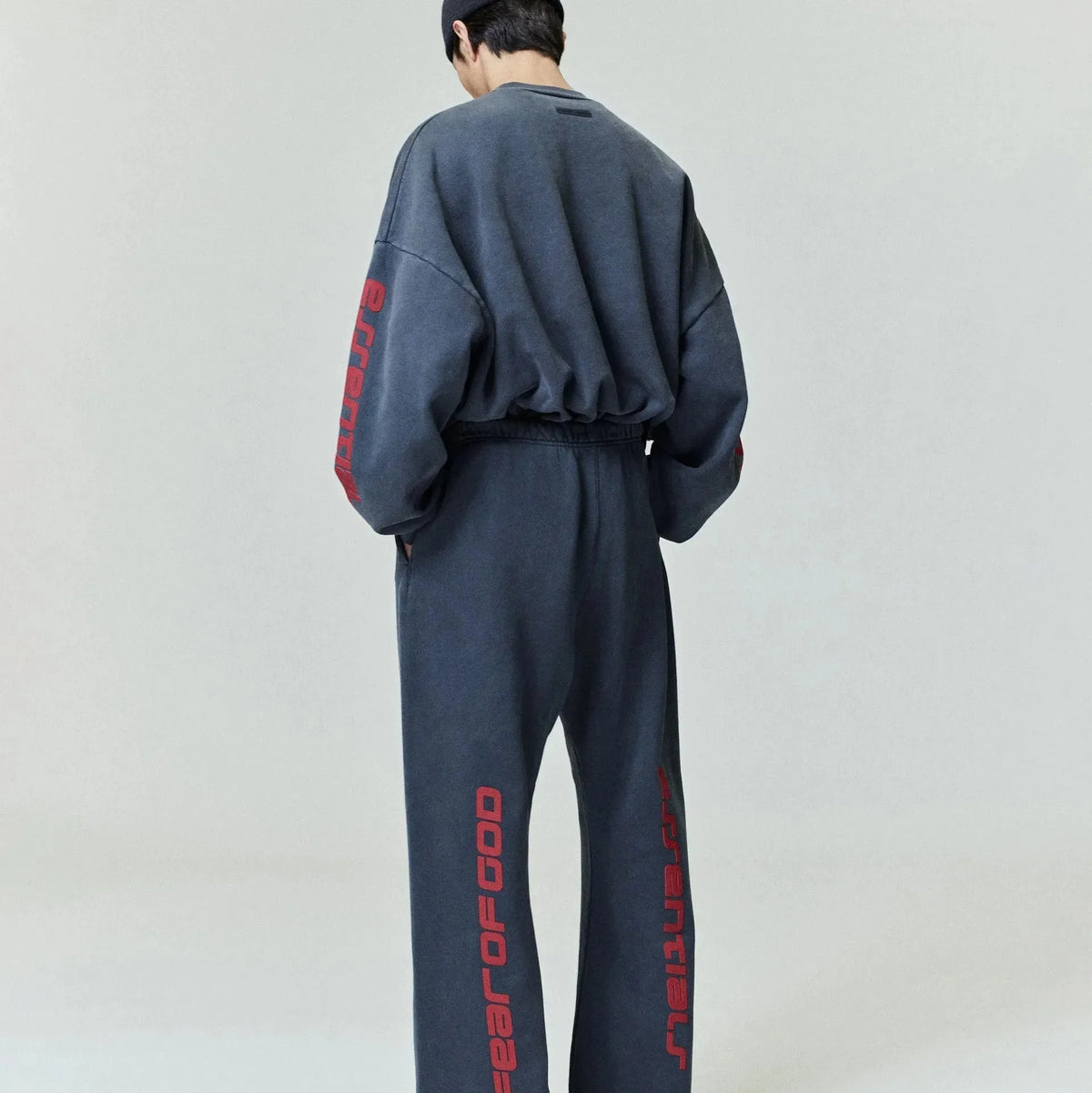 Fear of God Essentials Heavy Fleece Flare Sweatpant Iron Grey - Im Your Wardrobe