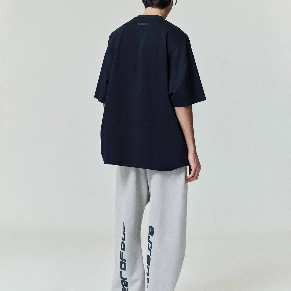 Fear of God Essentials Heavy Fleece Flare Sweatpant Smoke Grey - Im Your Wardrobe