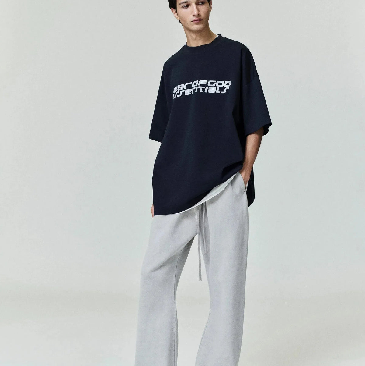 Fear of God Essentials Heavy Fleece Flare Sweatpant Smoke Grey - Im Your Wardrobe