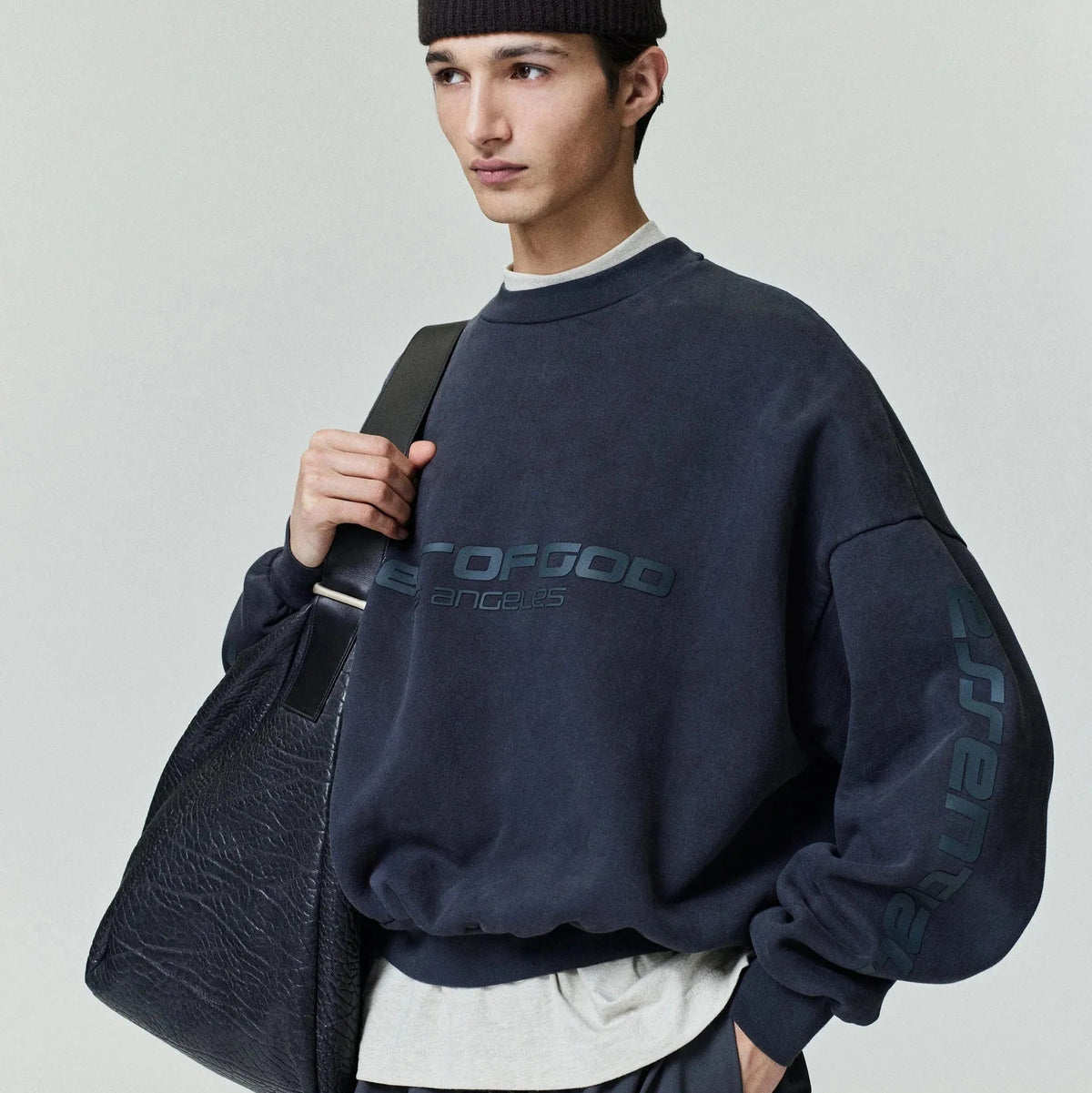 Fear of God Essentials Los Angeles Heavy Fleece Cropped Sweatshirt Vintage Black - Im Your Wardrobe