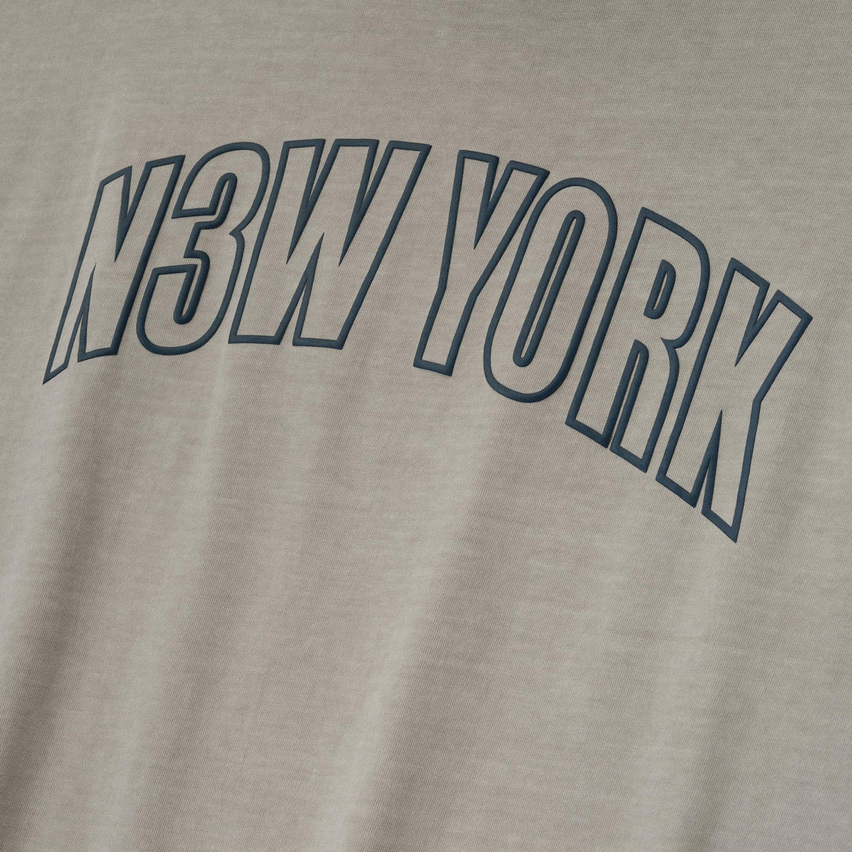 Fear of God Essentials New York 90s Tee Smoke Grey - Im Your Wardrobe