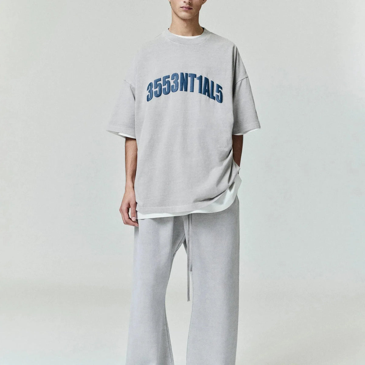 Fear of God Essentials New York 90s Tee Smoke Grey - Im Your Wardrobe