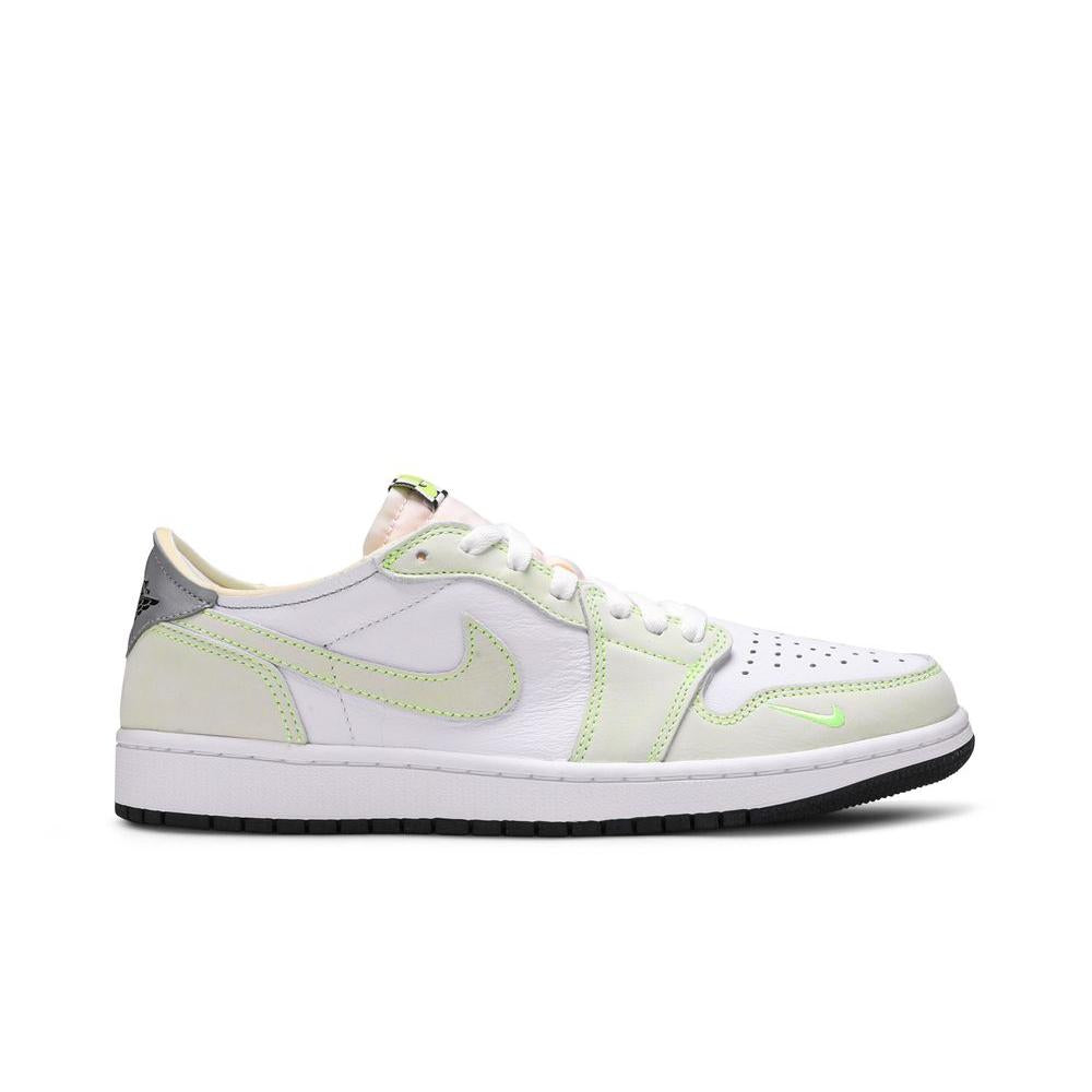 Jordan 1 Retro Low OG 'Ghost Green' - Im Your Wardrobe