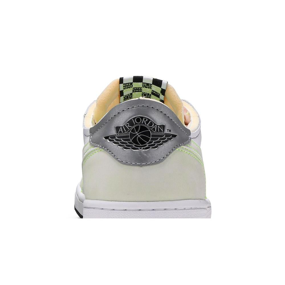 Jordan 1 Retro Low OG 'Ghost Green' - Im Your Wardrobe