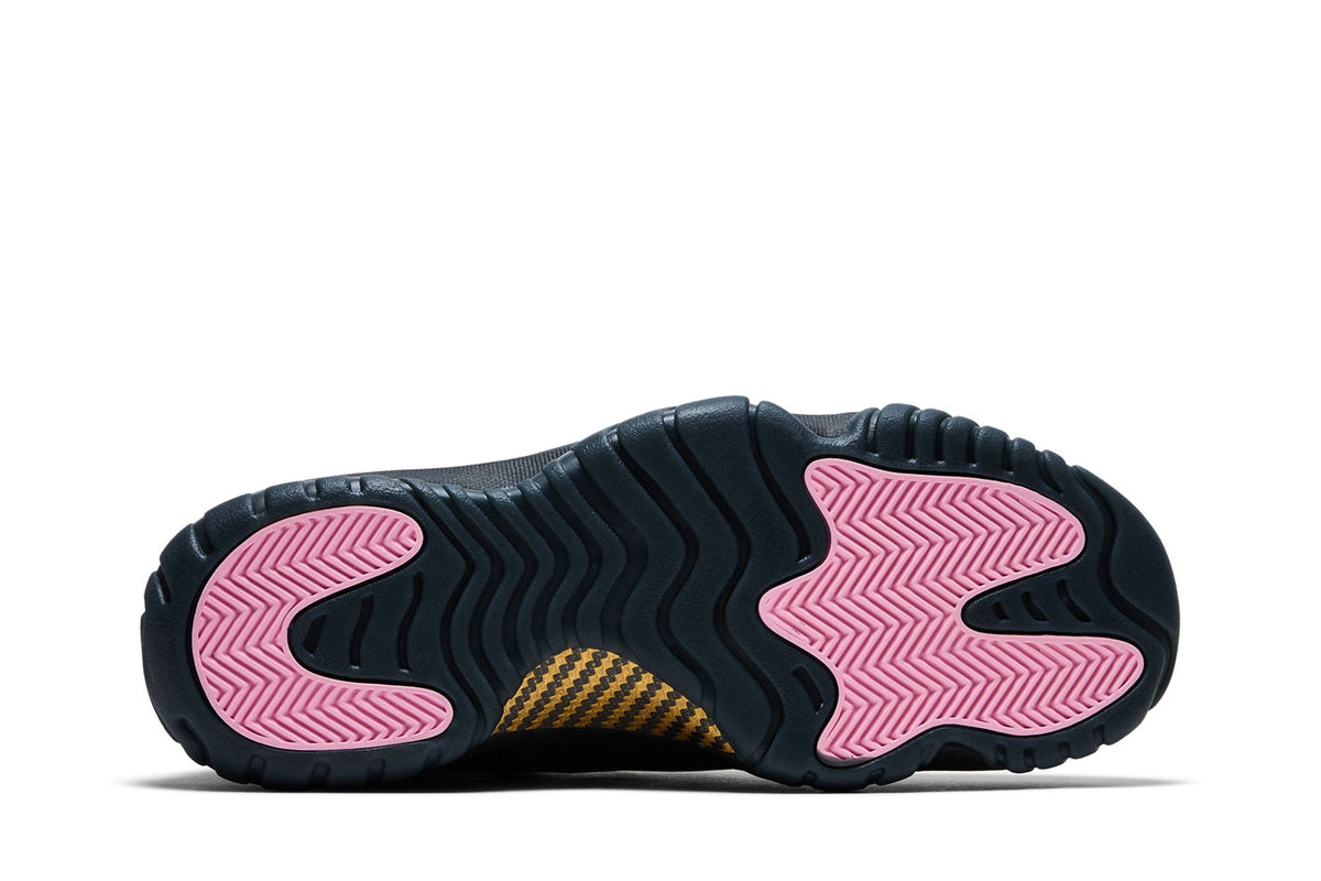 Jordan 11 Retro Mojave - Im Your Wardrobe