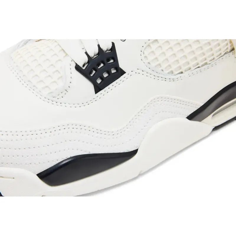 Jordan 4 Retro OG Flight Club - Im Your Wardrobe