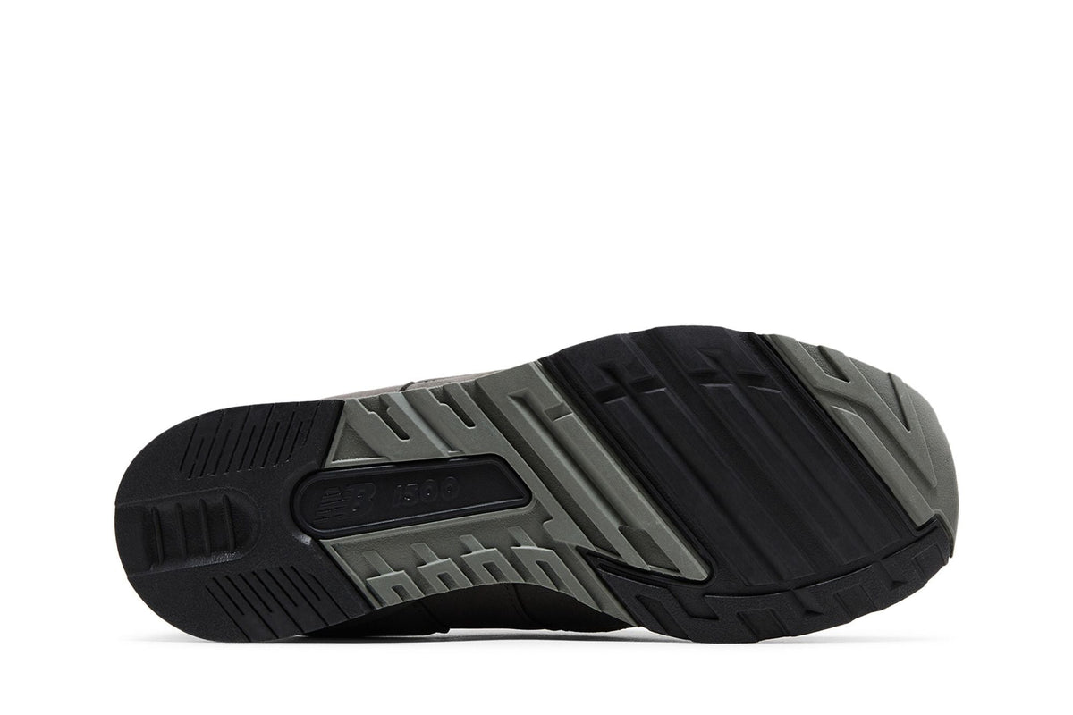 New Balance 1500 Made in England Granite Carbon Fiber - Im Your Wardrobe