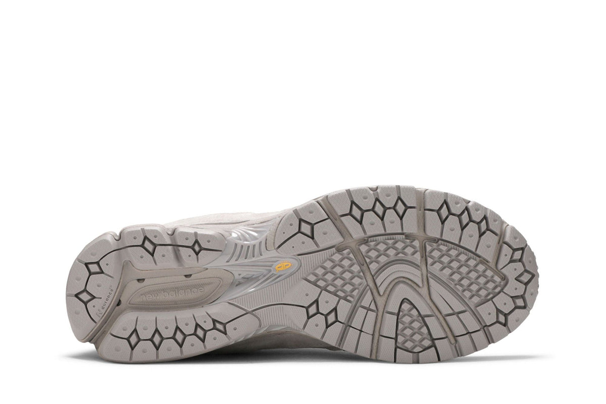 New Balance 2002R Incense - Im Your Wardrobe