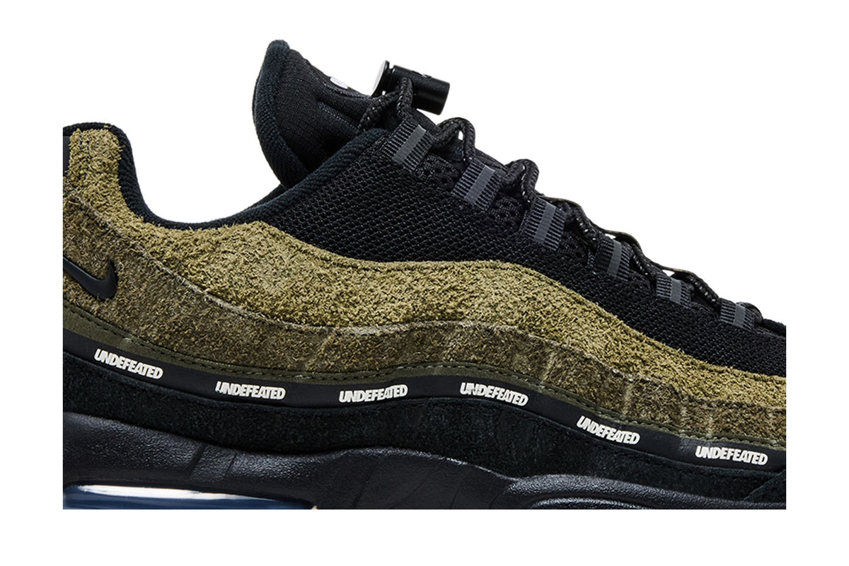 Undefeated x Nike Air Max 95 Medium Olive - Im Your Wardrobe