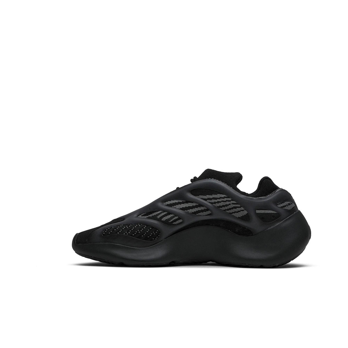 Yeezy 700 V3 Alvah - Im Your Wardrobe