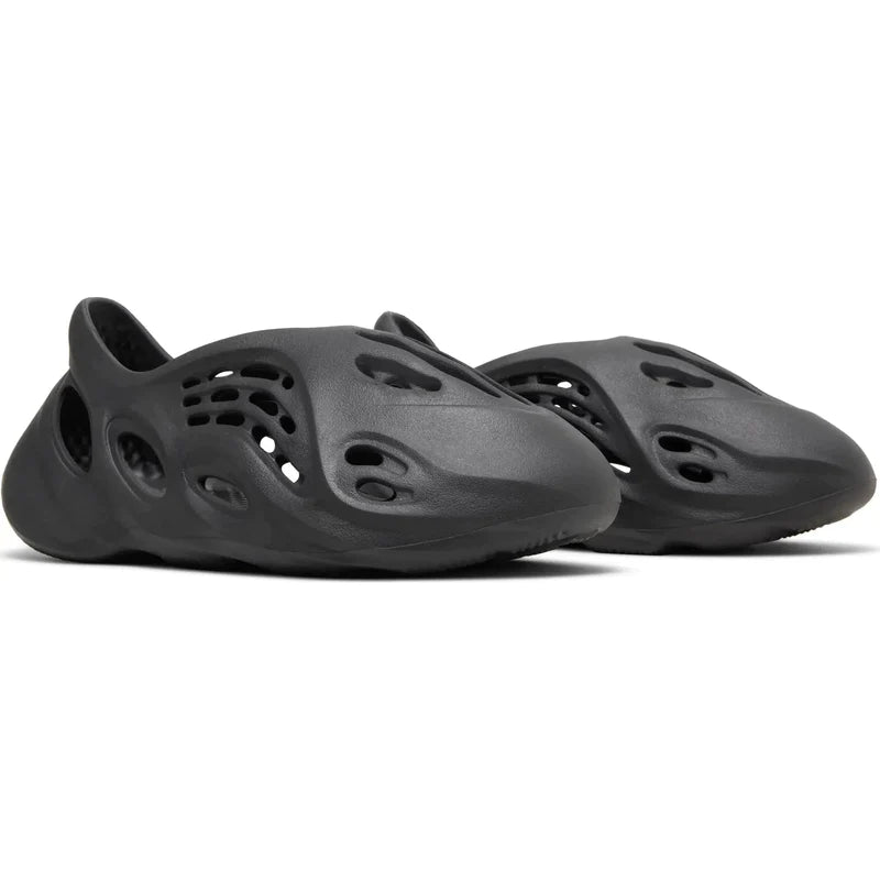 Yeezy Foam Runner - Onyx - Im Your Wardrobe