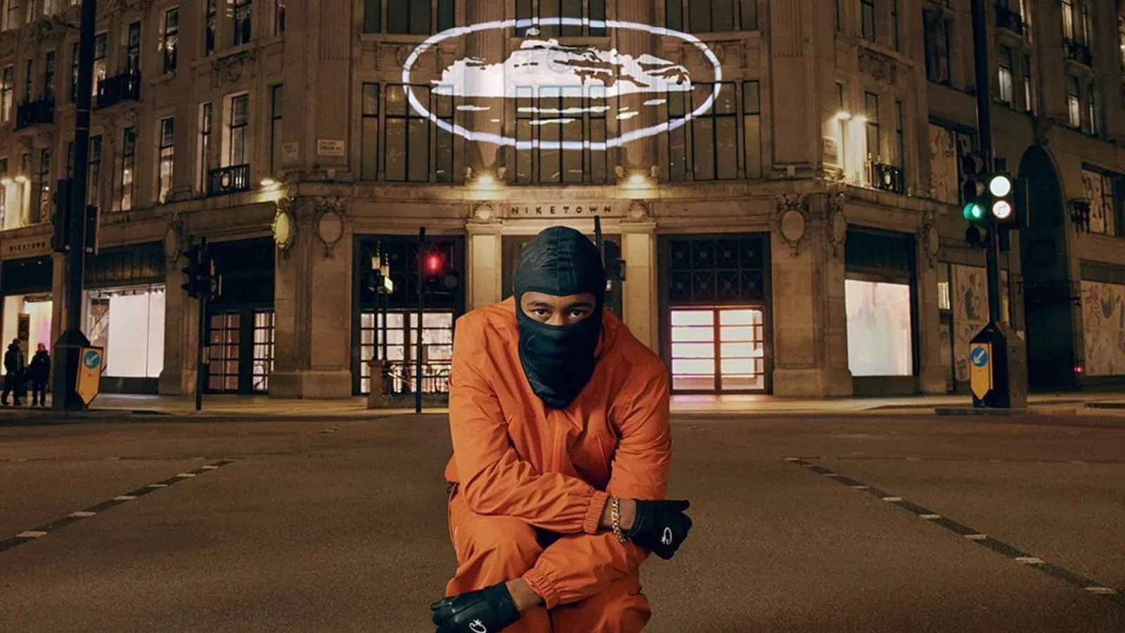 Hinh anh 5: Corteiz, Drama Call va Slawn dua streetwear UK vuon tam the gioi