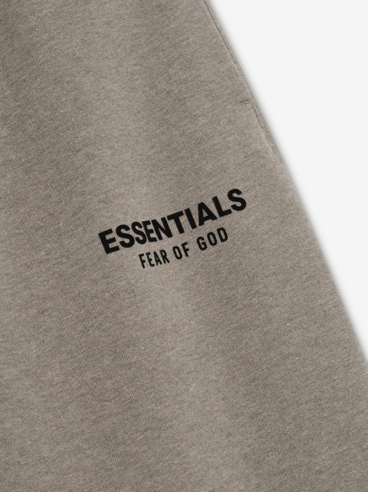 Fear of God Essentials SS26 Classic Sweatpant Homestead Heather - Im Your Wardrobe