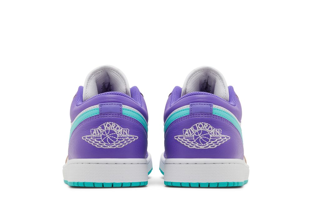 Jordan 1 Low Hornets