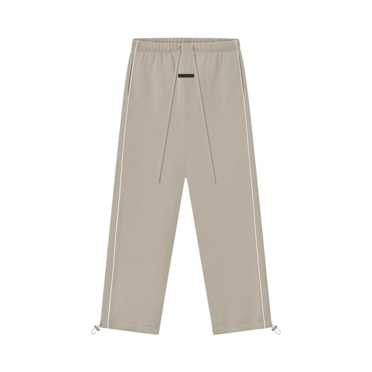 Fear of God Essentials Relaxed Fleece Sweatpant With Piping Timber/Cloud White (SS25)