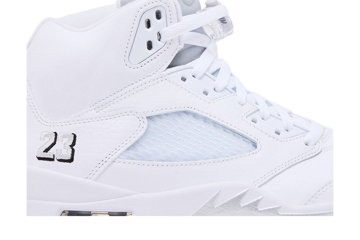 Jordan 5 Retro White Metallic (2026)