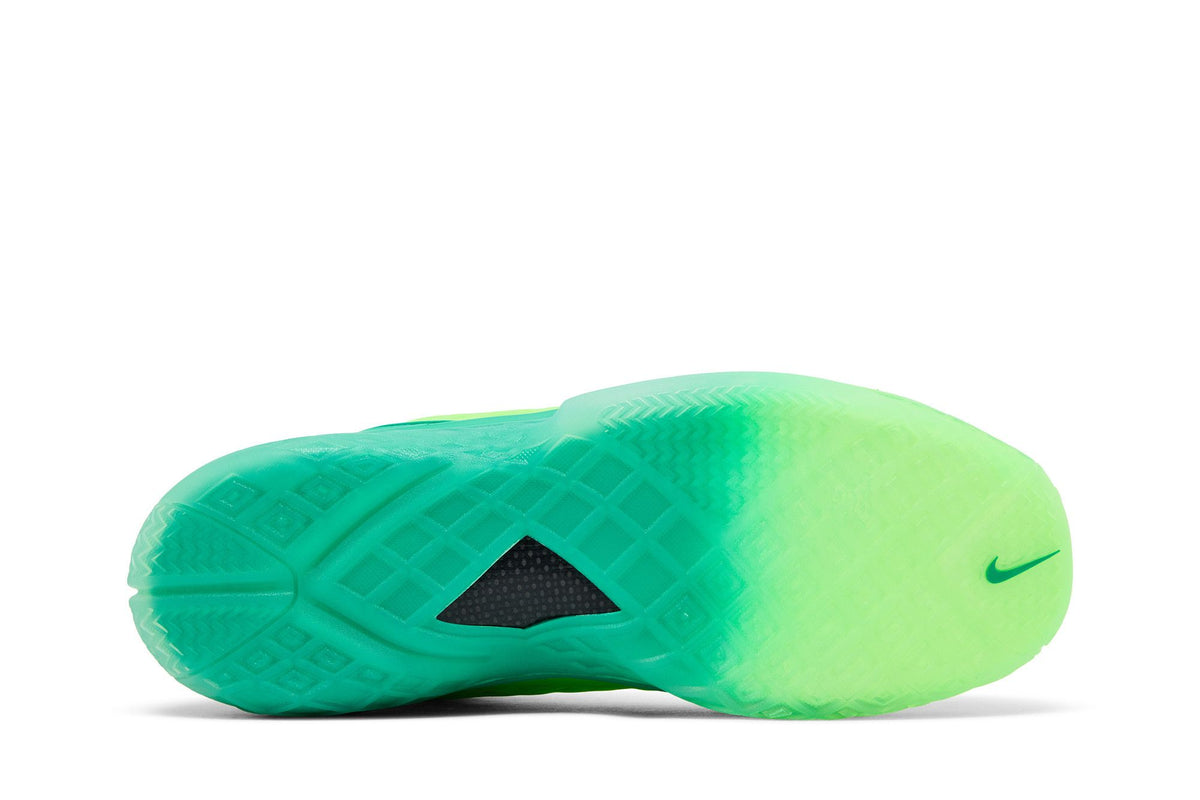 Nike Kobe 3 Low Protro Grinch