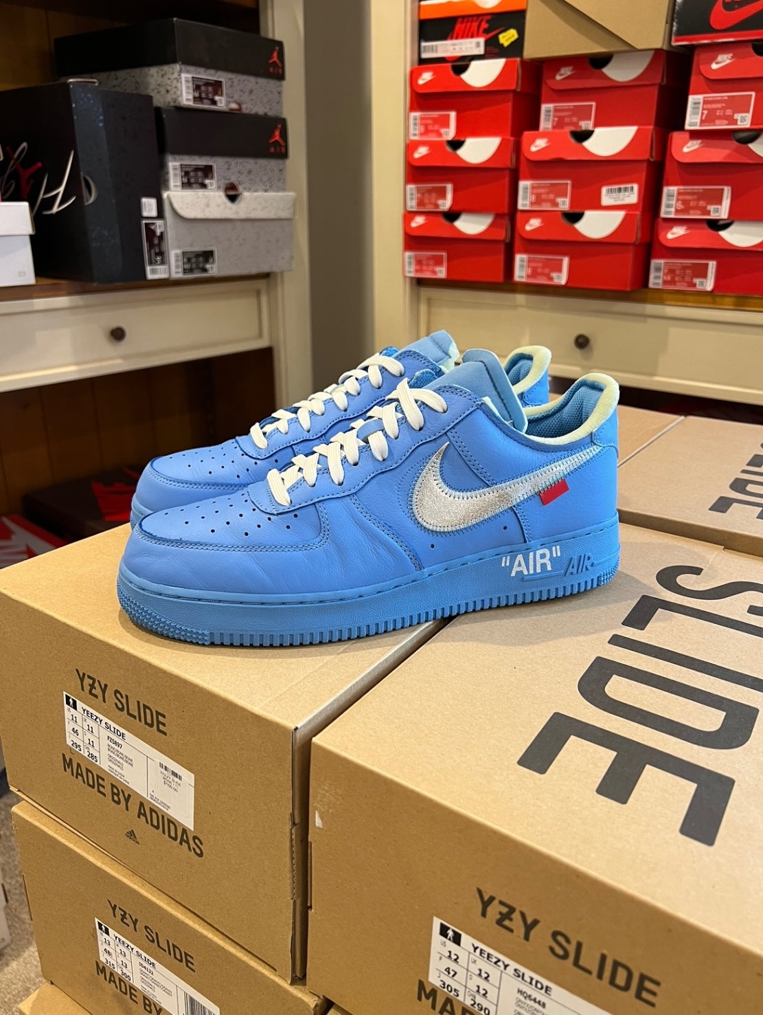 [USED A] Nike Air Force 1 Low x Off-White 07&#39; &#39;MCA&#39; University Blue - 10.5 US (12 Women&#39;s)