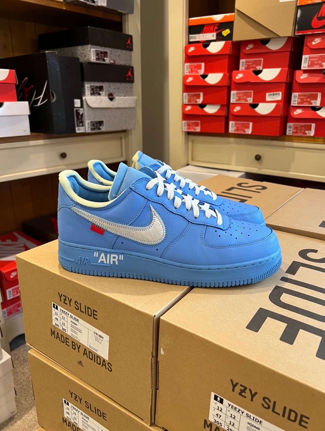 [USED A] Nike Air Force 1 Low x Off-White 07&#39; &#39;MCA&#39; University Blue - 10.5 US (12 Women&#39;s)