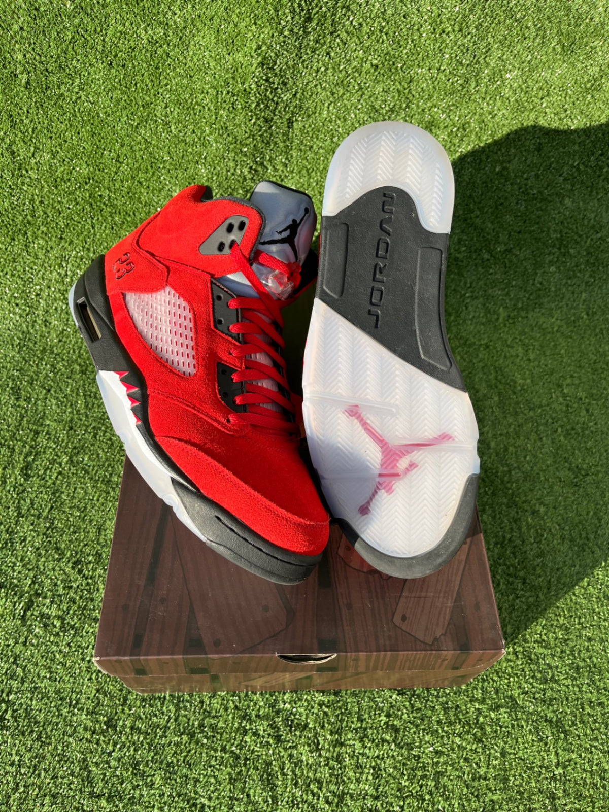 [USED A+] Jordan 5 Retro &#39;Raging Bull&#39; (2021) - 13 US (14.5 Women’s)