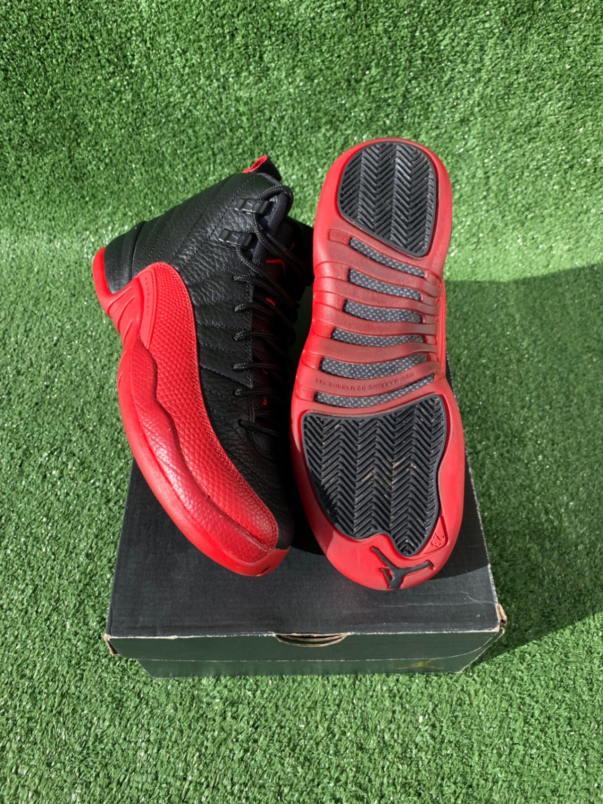 [USED A] Jordan 12 Retro &#39;Flu Game&#39; (GS) - 6Y (7.5 Women’s)