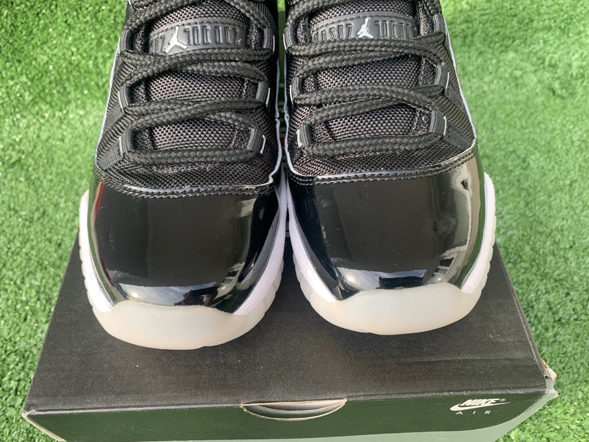 [USED A] Jordan 11 Retro Jubilee (GS) - 6Y (7.5 Women’s)