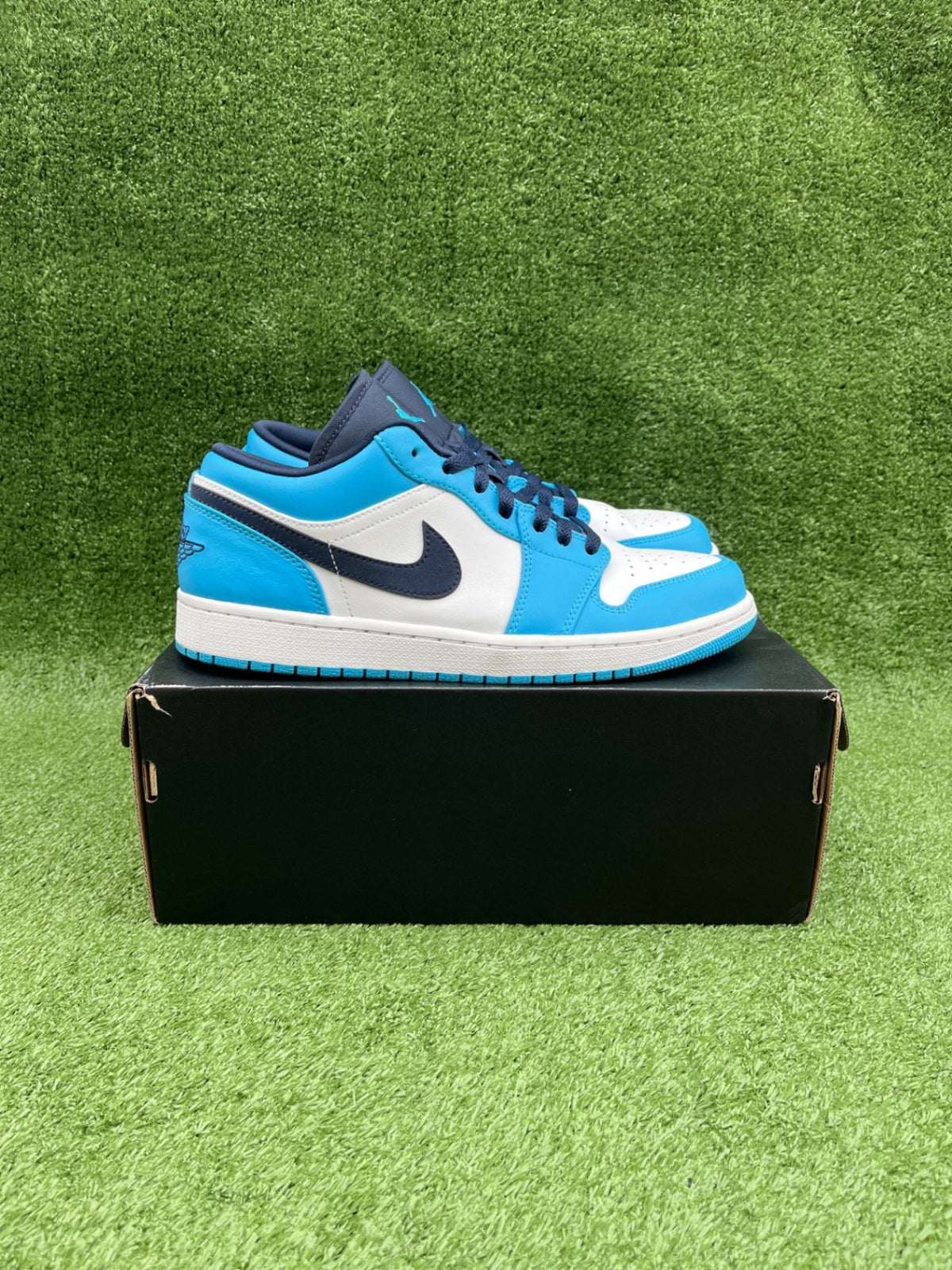 [USED B] Jordan 1 Low UNC (2021) - 9.5 US (11 Women’s)