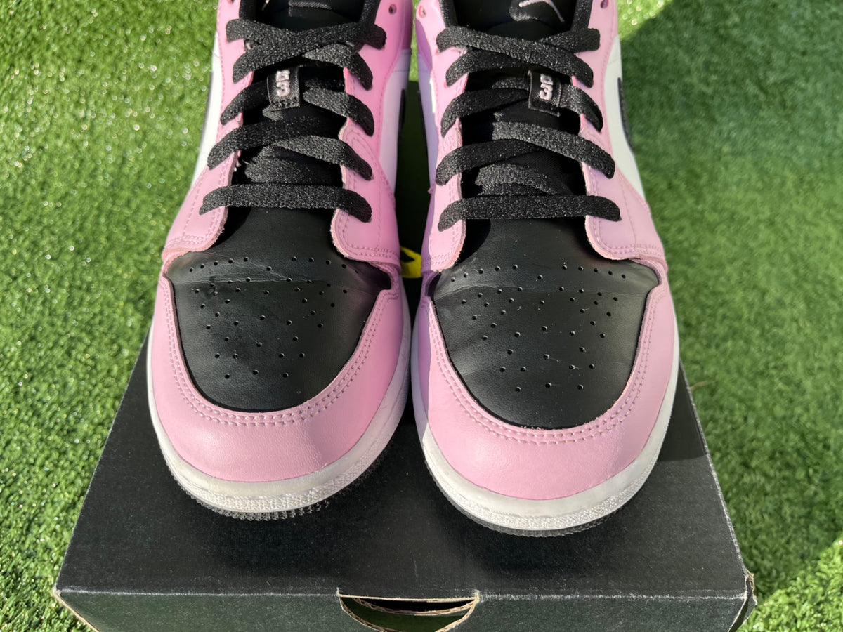 [USED B] Jordan 1 Low Light Arctic Pink (GS) - 7Y (8.5 Women’s)