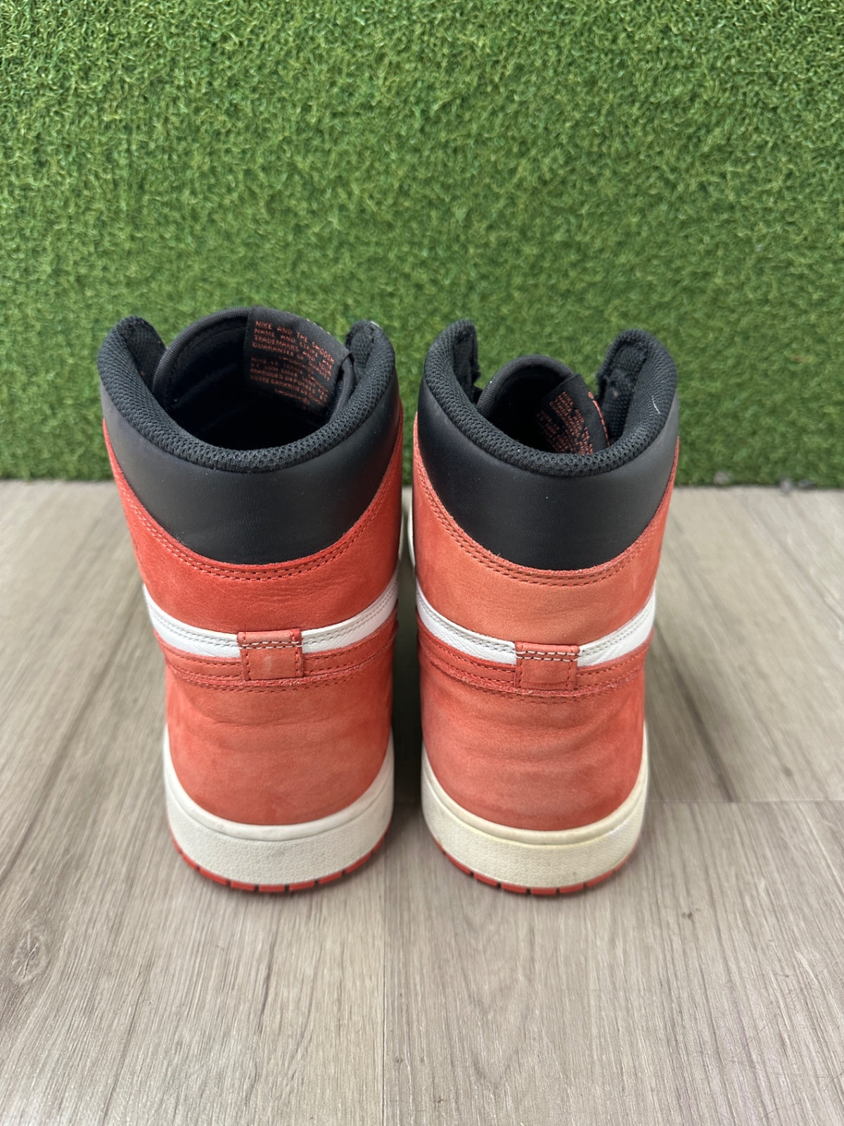 [USED B] Jordan 1 High Track Red (2018) - 12 US (13.5 Women’s)