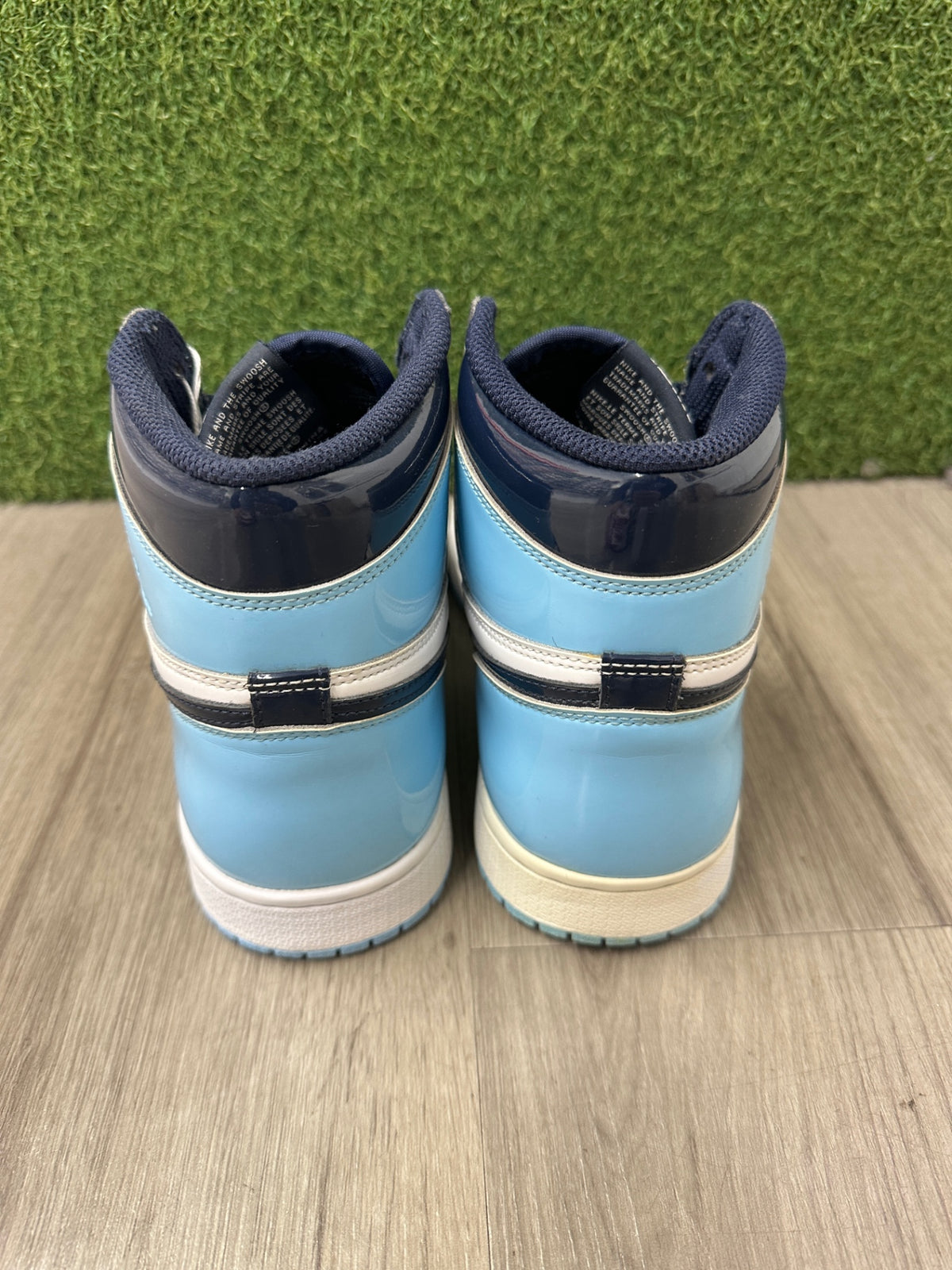 [USED A] Jordan 1 High Blue Chill (W) (2019) - 7.5 US (9 Women&#39;s)