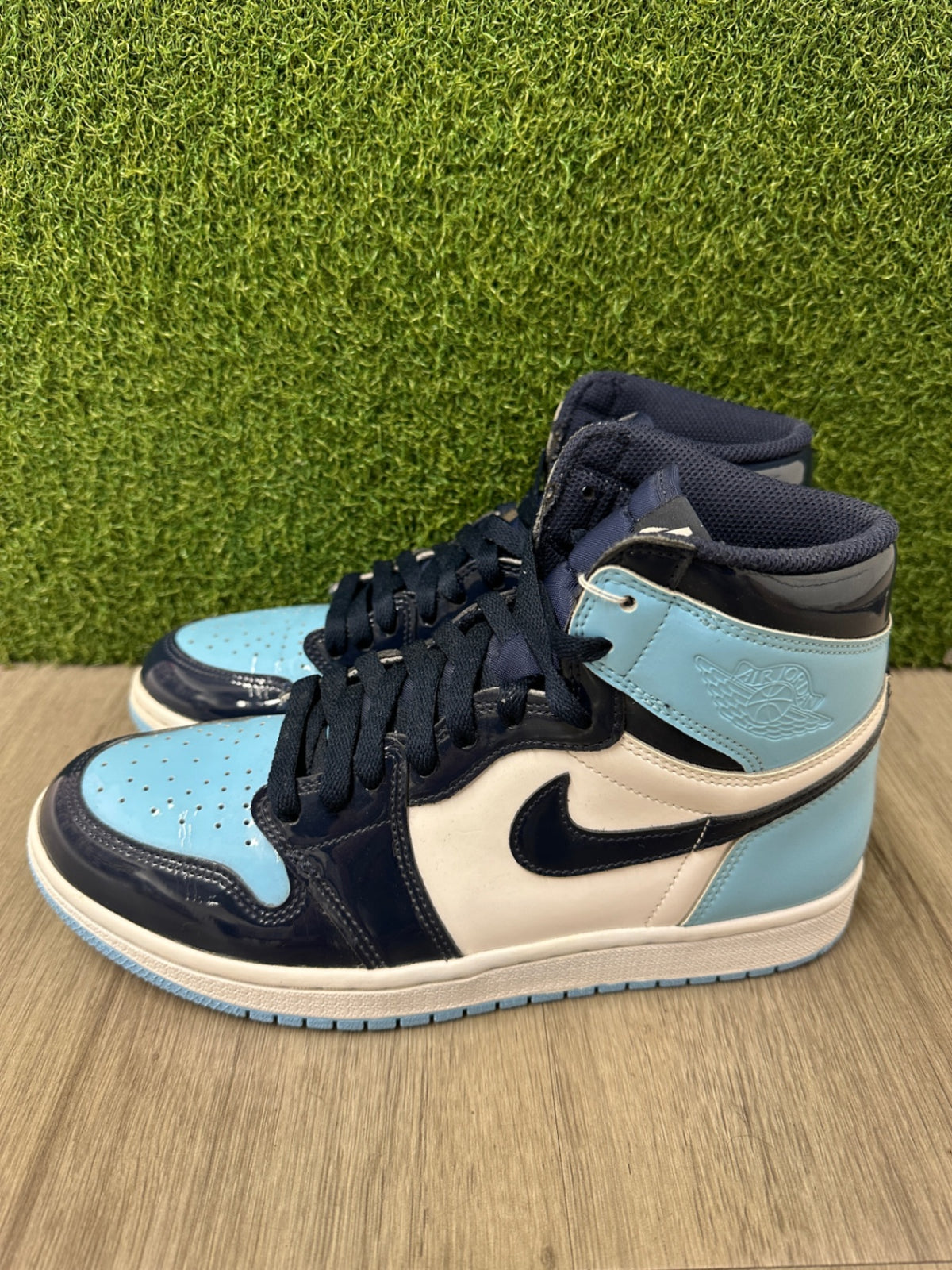 [USED A] Jordan 1 High Blue Chill (W) (2019) - 7.5 US (9 Women&#39;s)