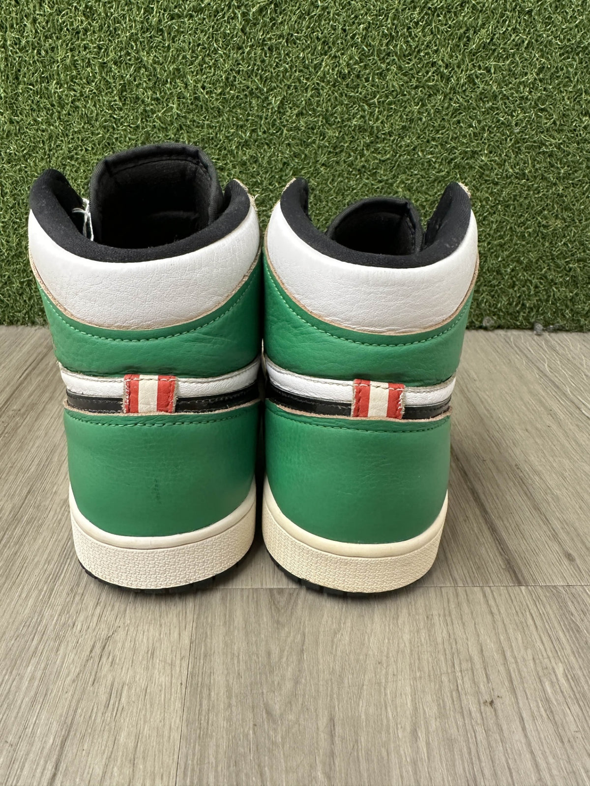 [USED B] Jordan 1 High Lucky Green (W) (2020) - 8.5 US (10 Women&#39;s)