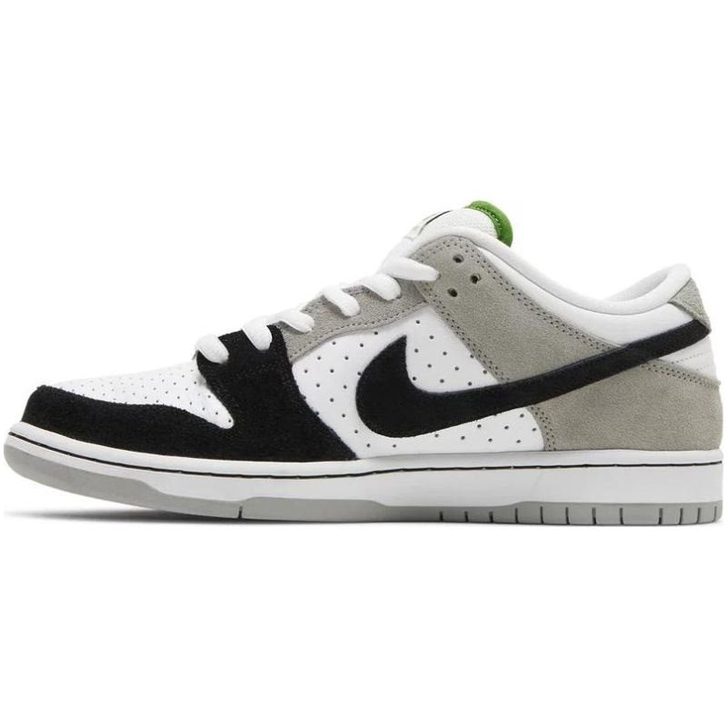 [USED A] Nike SB Dunk Low Chlorophyll (2022) - 8 US (9.5 Women’s)