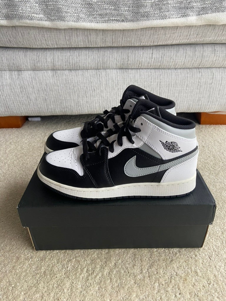 [USED B] Jordan 1 Mid Shadow (GS) - 6Y (7.5 Women&#39;s)