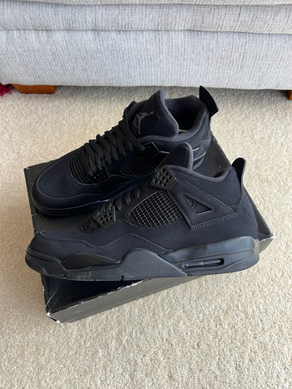 [USED A+] Jordan 4 Retro Black Cat (2020) - 14 US (15.5 Women&#39;s)