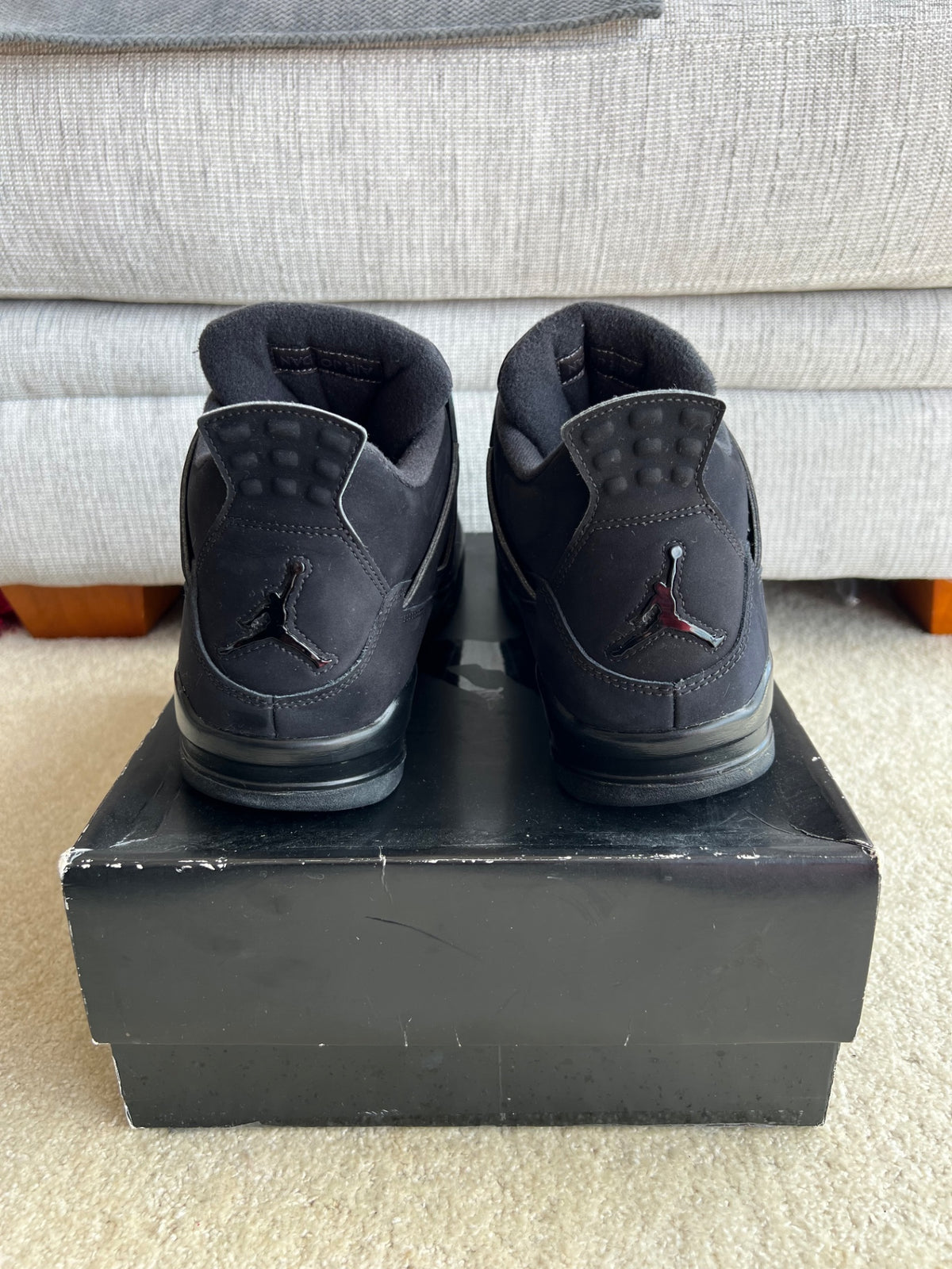 [USED A+] Jordan 4 Retro Black Cat (2020) - 14 US (15.5 Women&#39;s)