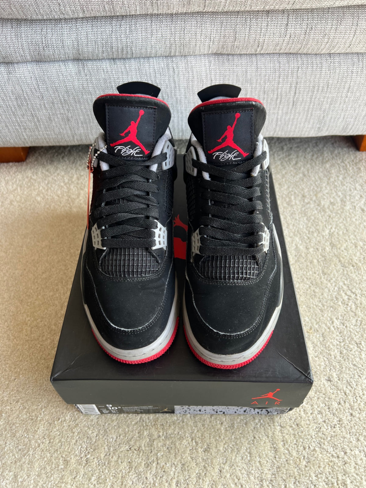 [USED B] Jordan 4 Retro OG &#39;Bred&#39; (2019) - 9 US (10.5 Women&#39;s)