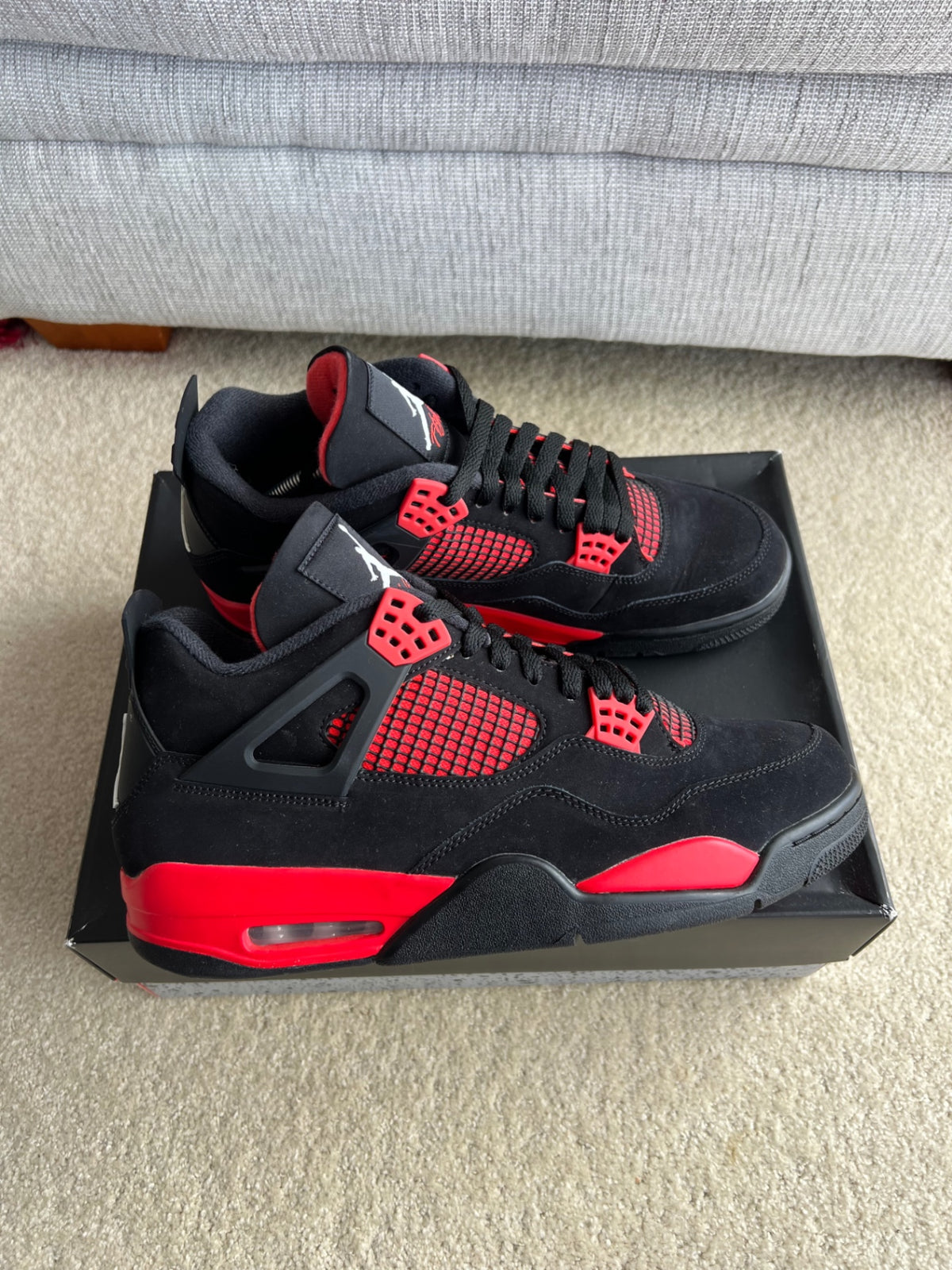 [USED A+] Jordan 4 Retro Red Thunder - 12 US (13.5 Women&#39;s)