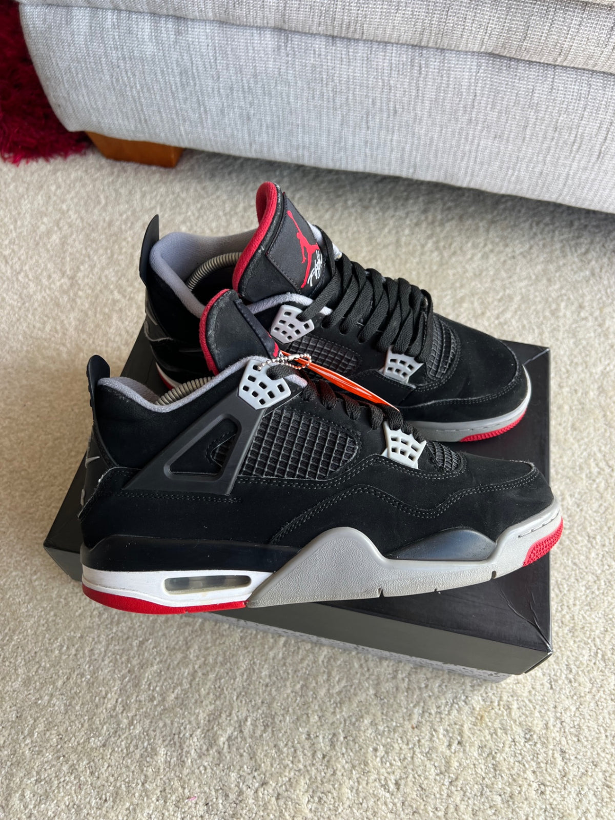 [USED B] Jordan 4 Retro OG &#39;Bred&#39; (2019) - 9 US (10.5 Women&#39;s)