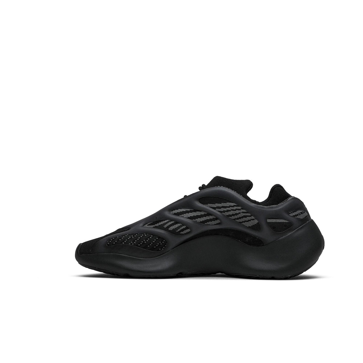 Yeezy 700 V3 Alvah - Im Your Wardrobe