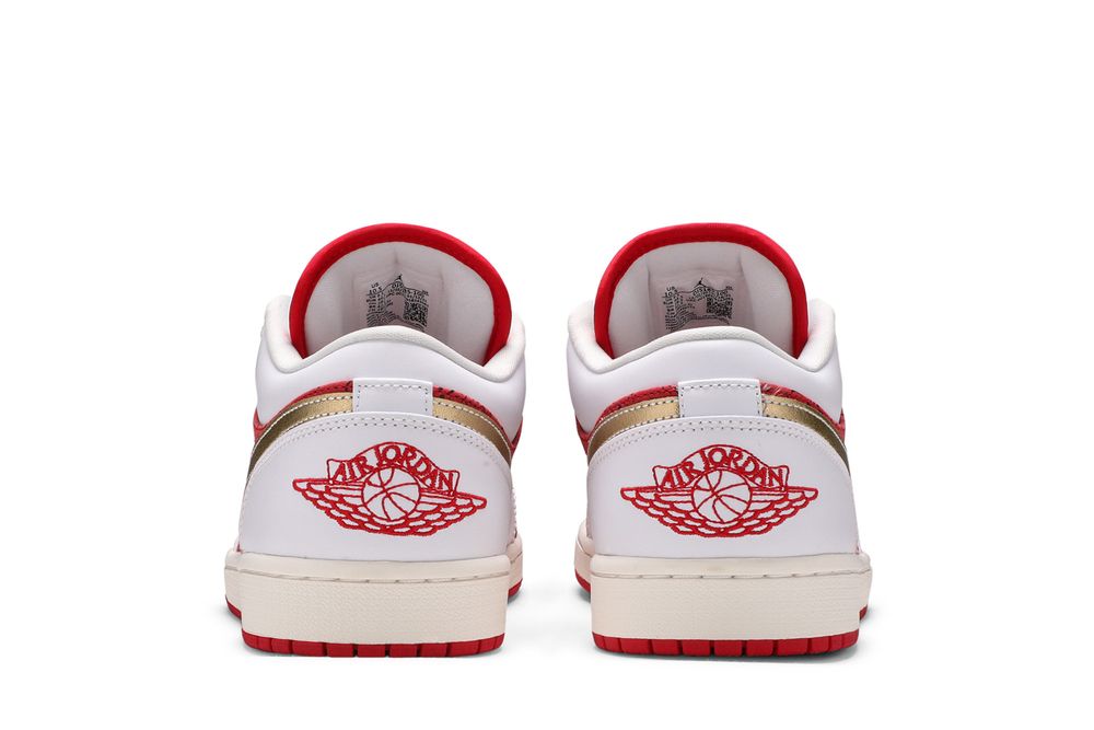 Jordan 1 Low SE 'Spades'
