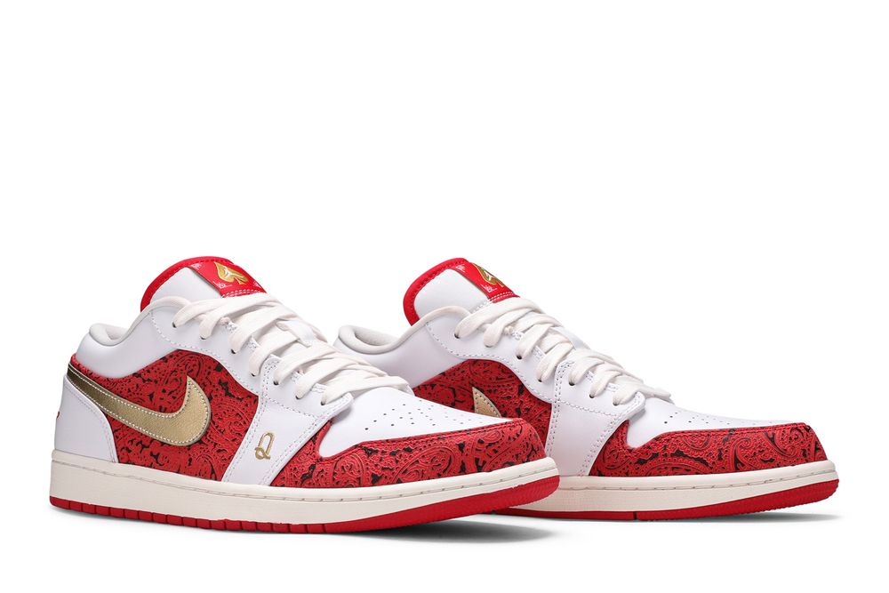 Jordan 1 Low SE 'Spades'