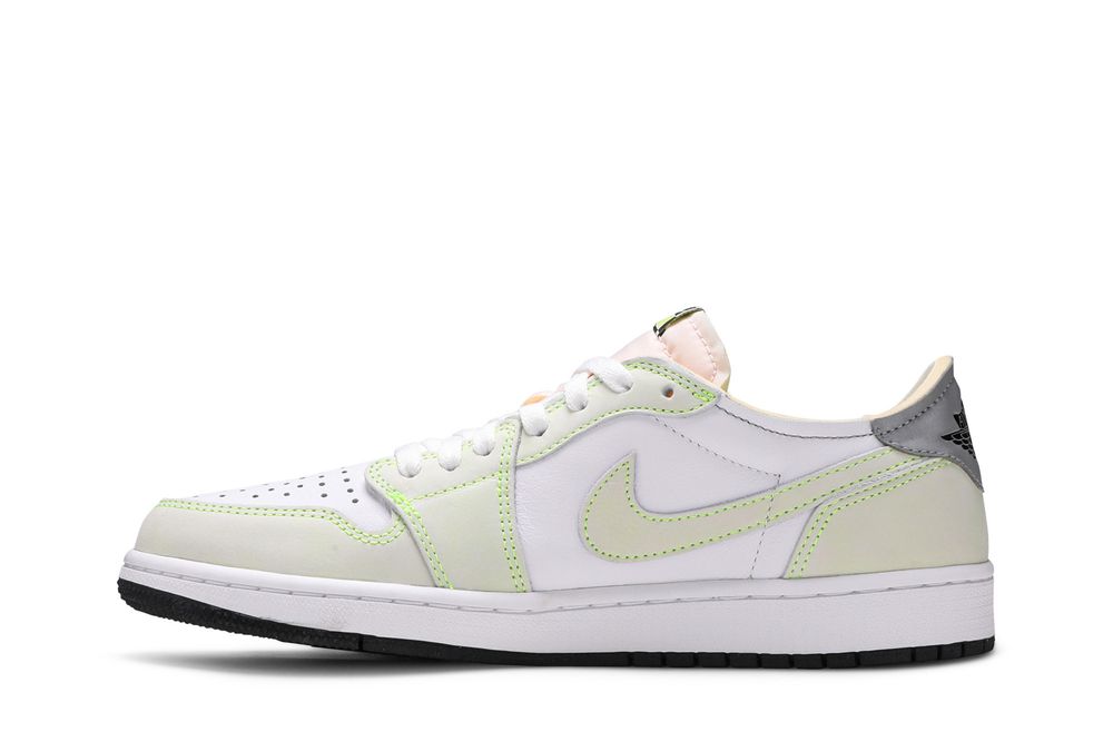 Jordan 1 Retro Low OG 'Ghost Green'